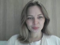 i m so kind and very deep girl with perfect smyle