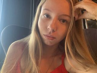 sexy camgirl live AdenaMcfalls