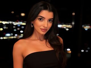 camslut topless BryannaRose