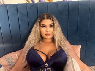 naked webcamgirl video ChloeBellamie