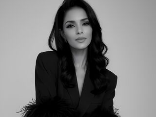 fingering webcam girl EmiBrow