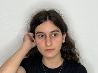 cam girl picture FondaYarbro