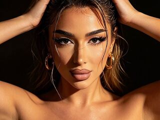 hot cam play JuliaNoir