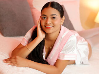 beautiful girl ZariRiley