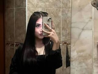 cam girl fingering ZellaRessler