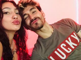 free sex cam AaronAndEli