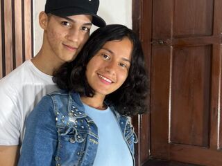 kinky webcam couple live sex show CnadyAndOliver