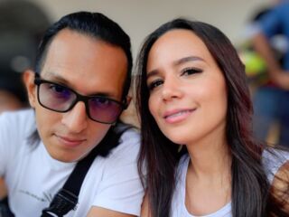 adult cam show KylieAndApolo
