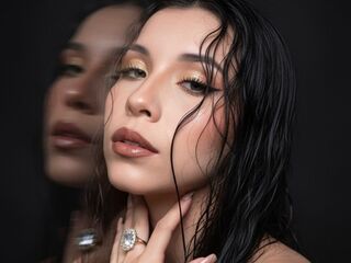 girl slave webcam show GiannaNicols