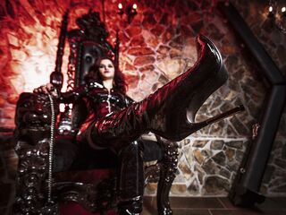 cam girl bdsm sex show IsisKnox
