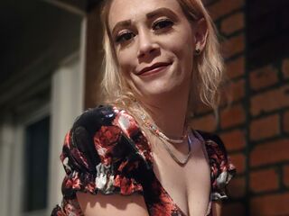 ass spanking live show SundayJane