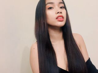cam girl playing with sextoy AliCortez