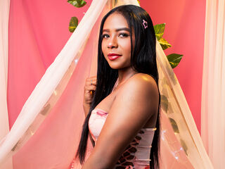 naked webcamgirl video AliceBrunett