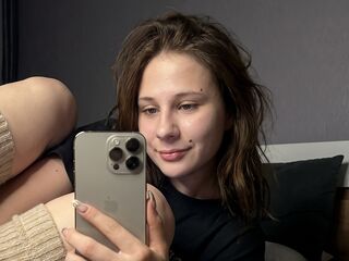girl fingering bald pussy AlixSgambati