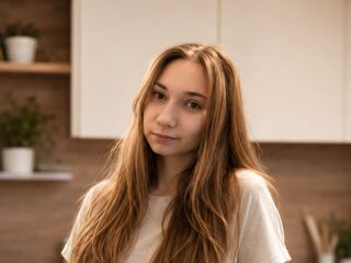 camwhore fingering pussy AllieShewmaker