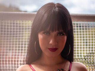 naked camgirl masturbating with vibrator AmySterling