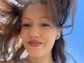 free chat AnnikaRodrigez