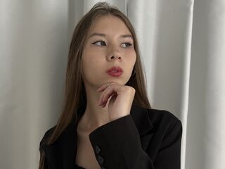 hot cam girl fingering shaved pussy AnthonySalman