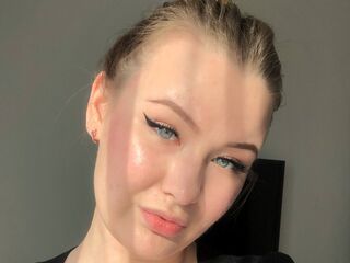 cam girl fingering pussy ArlettaVatter