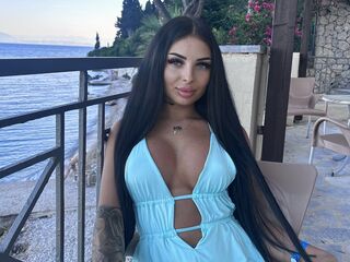 girl topless AshleyEtthen