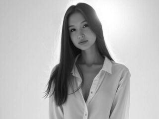 masturbating cam girl AstridManning