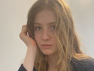 naked webcam girl video AuraTyce