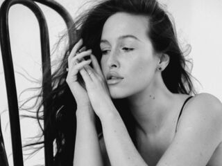 erotic webcam picture BettyLarson