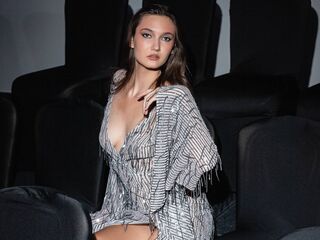 girl naked BillyeMacke