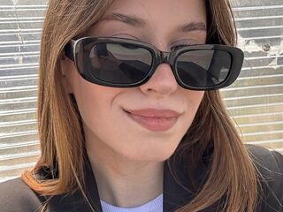 camslut fingering pussy BonnieWalton