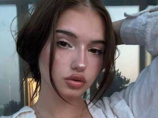 cam girl playing with sextoy CarlosRayna