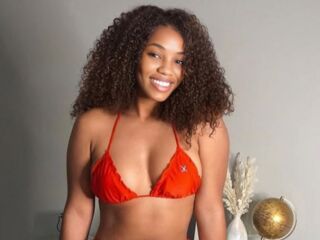 naked cam chat ChiNasa