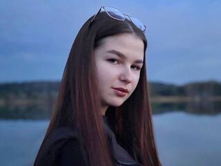 webcamgirl video chat ChiekoLona