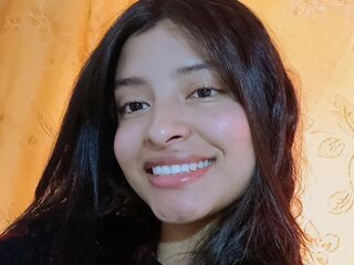 webcamgirl ChloeRocher