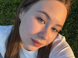 hot cam girl fingering shaved pussy CindyGrzesik