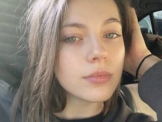 girl naked ClarettaZinno