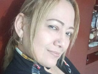 shaved pussy webcam ClauDarling