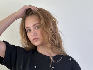 nude webcamgirl picture CodiCarrion