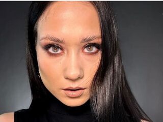 cam girl masturbating with vibrator ColbyMccrum