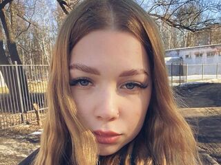 camgirl masturbating with sextoy ColletteSitzes
