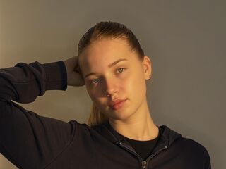 chat room picture CristalCinnamond