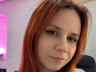closeup webcam CruelJones