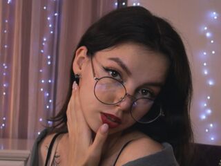 camgirl spreading pussy DawnDiggle