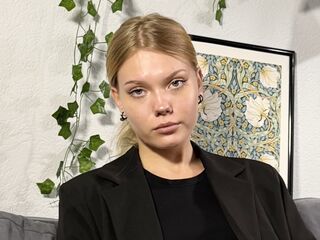 adult liveshow DonellaAndra