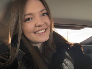 beautiful girl cam DremaNedrow