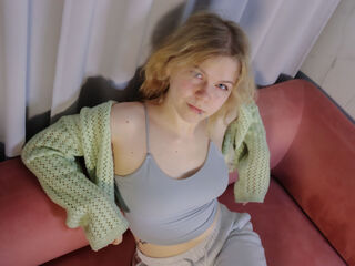 chatroom webcam photo ElizabethVayne
