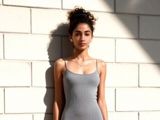 camgirl playing with vibrator EllieTaulbee