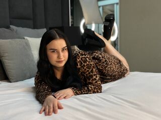 free chatroom EmiliVilson