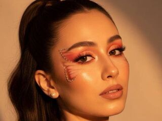 fingering girl chat EpifaniaDubuc