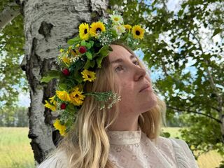 webcam striptease show EstaCutchin