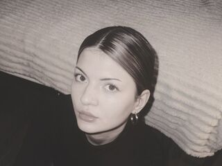 fingering camgirl video GenaBaillargeon
